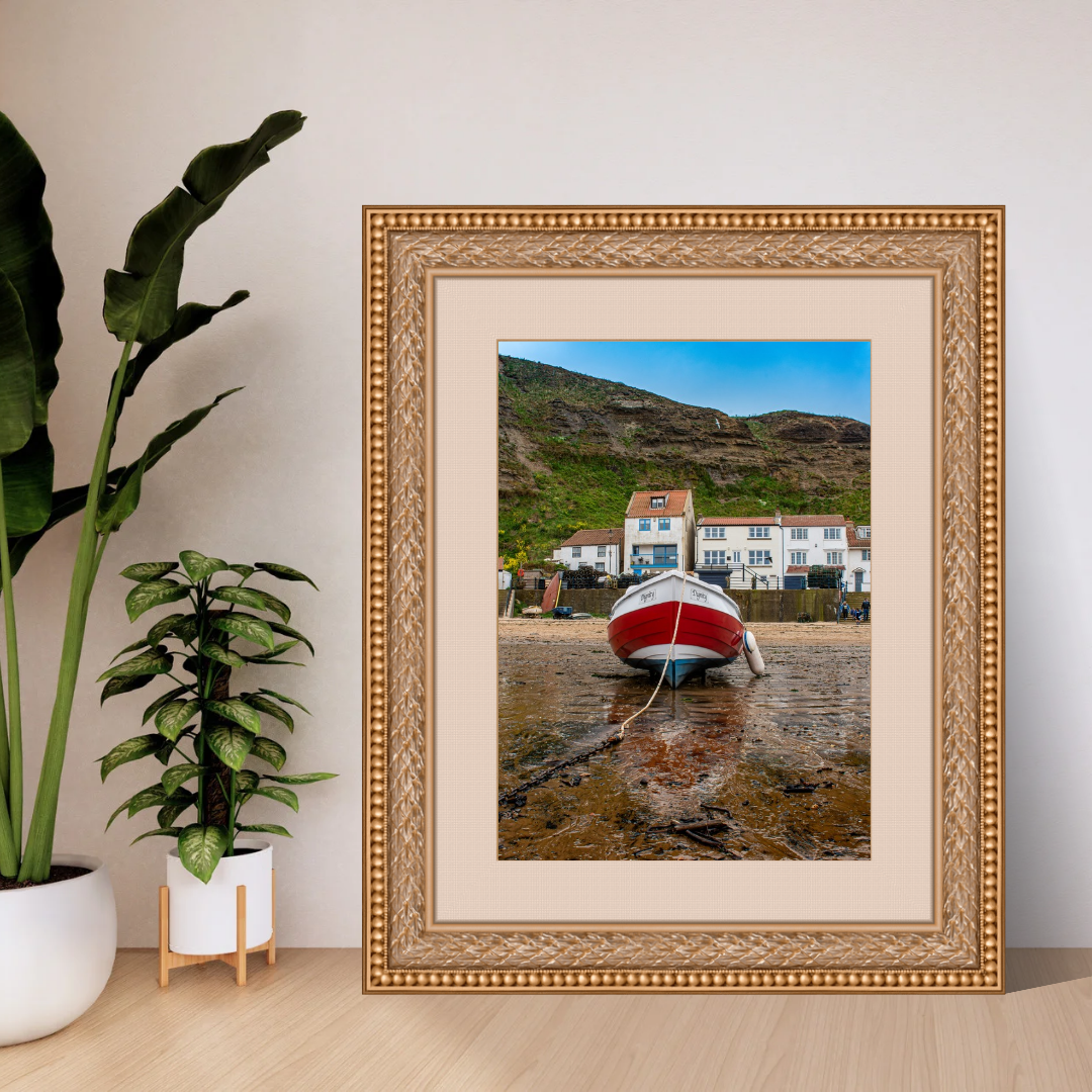 Staithes Harbour low tide Print.