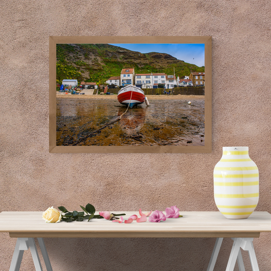 Staithes Harbour low tide Print.