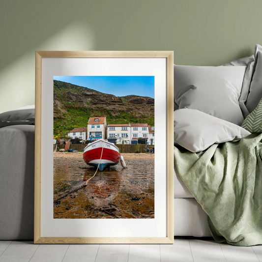 Staithes Harbour low tide Print.